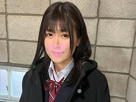 こんな超スケベ女みたことない【本物ドМ淫乱メス保証】恥ずかしがり怯えた瞳の地味な清楚美少女は脱いだら極上クビレボディ【中年男全員Dキス唾液交換→連続イラマ＆生ハメ挿入】絶頂イキ狂い意識混濁アへ顔でぶっ壊れるデカマラ6P乱交SEX サンプル動画サムネイル